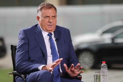 (FOTO) "ODBILI SU PRUŽENU RUKU" Dodik otkrio šta narod u Srpskoj očekuje od njega, pa iskoristio priliku da prozove opoziciju