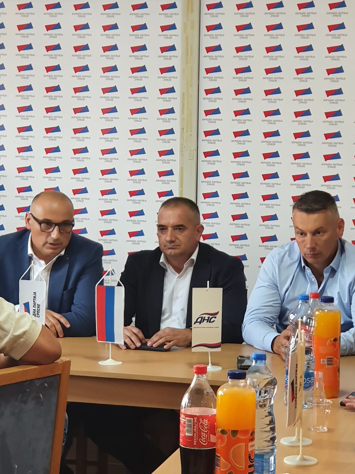 FOTO: USTUPLJENA FOTOGRAFIJA
