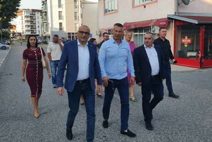 (FOTO) Vidljiv rast i razvoj: Banjac i Nešić u posjeti odborima NPS i DNS u Modriči i Brodu