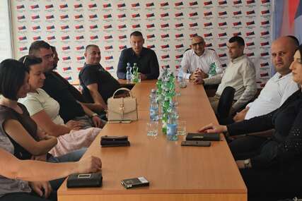 (FOTO) Jedinstvo i predan rad: Banjac i Nešić u Novom Gradu i Kostajnici