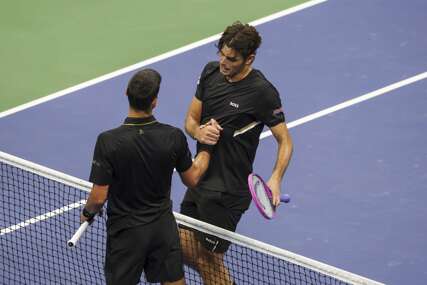 Amerikanac sve ostavio bez teksta: Novak mu dijeli lekcije gdje god stigne, a on kaže nešto ovako