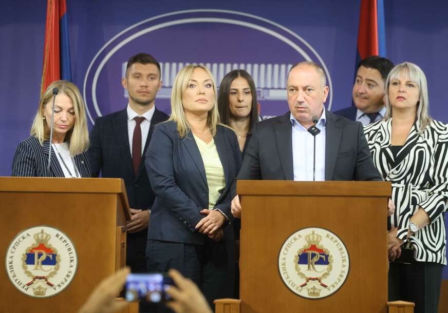 BOJKOTUJU MINIĆA Poslanici SDS-a i PDP-a napustili sjednicu Narodne skupštine RS