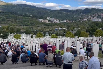 (VIDEO) Suze i bol NA SAHRANI lijepe Adne: Mlada djevojka (26) umrla 2 dana nakon vjenčanja