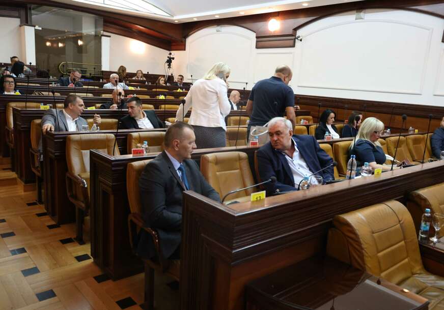 Vanredna sjednica Grada Banja Luka, Javna rasvjeta