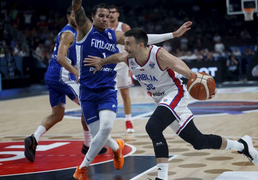 Oglasio se putem Instagrama: Aleksa Avramović objavio 9 fotografija i stavio samo jednu riječ