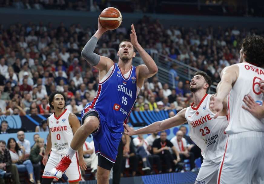 (FOTO, VIDEO) Završena prva faza Eurobasketa: Srbija ostala bez kapitena, BiH ispisala istoriju, sada počinje borba za medalje