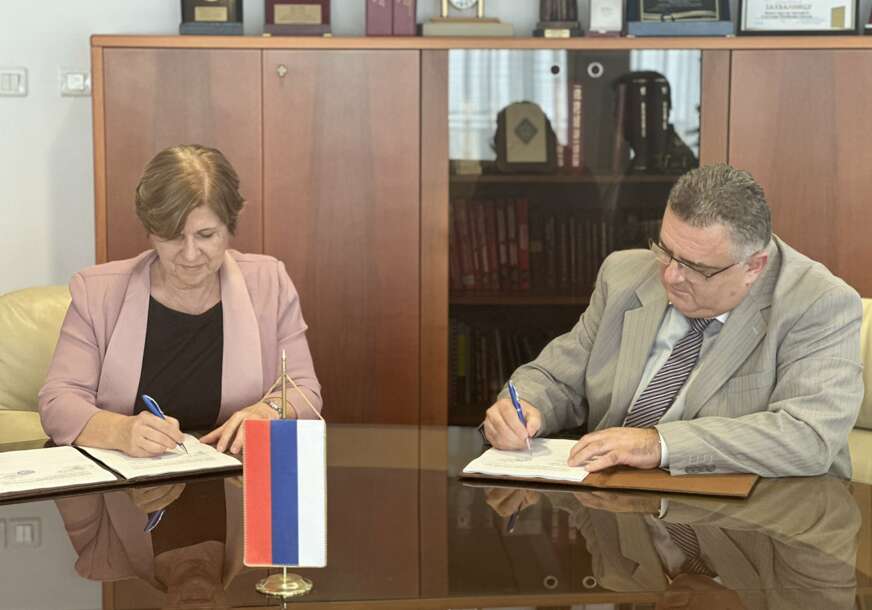 (FOTO) Ministarka tvrdi da PARE NISU PROBLEM: Ovi BENEFITI SLEDUJU ZAPOSLENIMA u obrazovanju