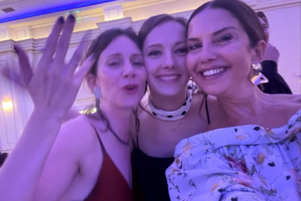 DIŽU ATMOSFERU NA VESELJU Nataša Ninković i Jovana Stojiljković najveselije na svadbi Marka Janketića