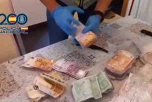 Valensija akcija Pauk