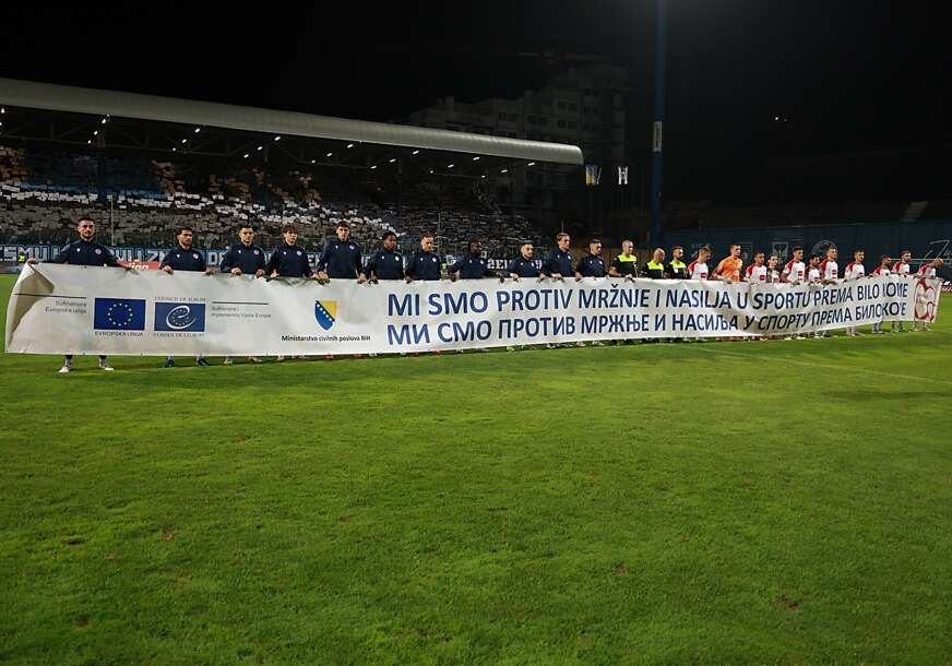 početak utakmice Željezničar - Borac