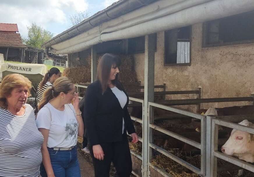 (FOTO) "Žene sa sela – temelj naše zajednice": Centar za jednakost i ravnopravnost polova RS organizuje kampanju povodom 15. oktobra