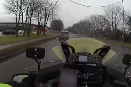 (VIDEO) Od kamere na kacigi do sudnice: Snimao kako bježi od policije vozeći 200 na sat, pa sam sebe strpao u zatvor