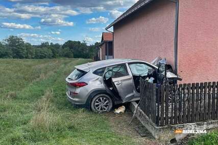 Auto udario u kuću