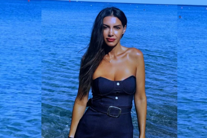 (FOTO) PREPLANULI TEN I DEKOLTE Voditeljka nikad ljepša, objavila fotografije sa ljetovanja