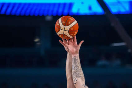 (VIDEO) Ostali sa jednim igračem na terenu: Italijani izazvali novi skandal, sada čekaju kako će ih FIBA oderati