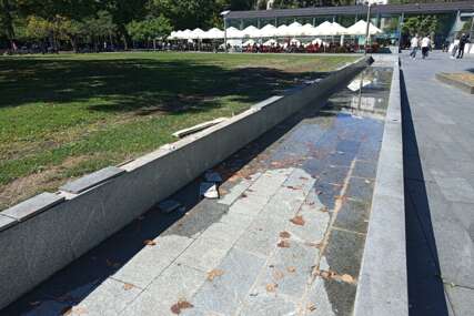 (FOTO) "Izbetonirali park i napravili u njemu KORITO ZA NAPAJANJE STOKE" Pisanje Srpskainfo o parku Petar Kočić IZAZVALO LAVINU KOMENTARA