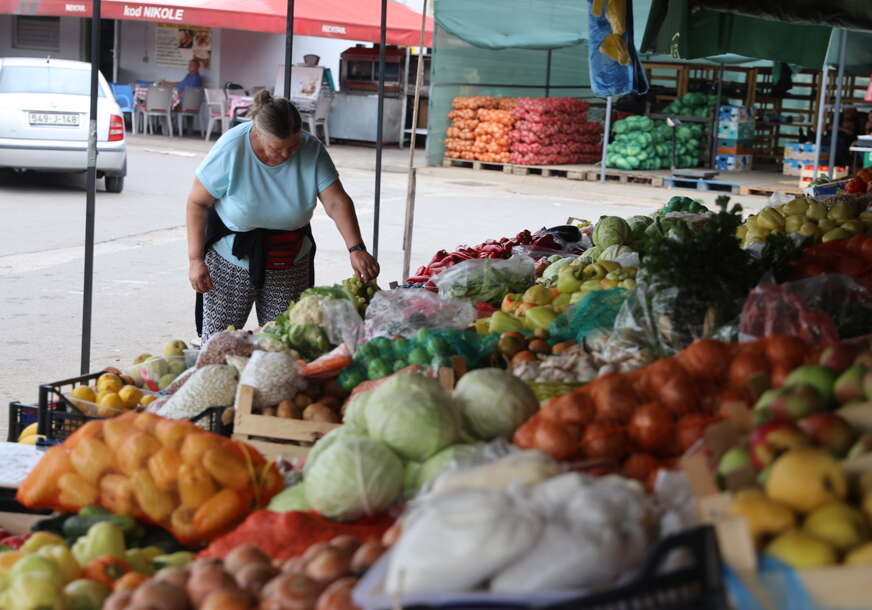 pijaca povrće zimnica