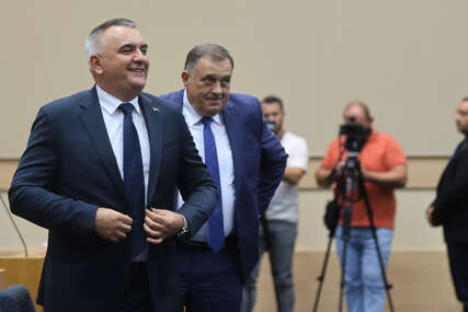 „Gdje je predsjednik Vlade, šta radite?“ Dodik kritikovao Minića zbog IZBORNOG PORAZA u Šamcu