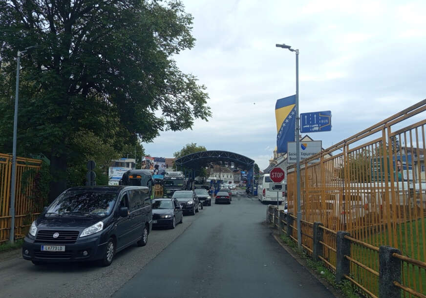 granični prelaz gradiška 