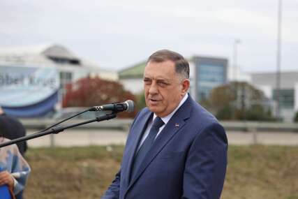 „Nisam PODNIO OSTAVKU, niti imam namjeru“ Dodik poručio da će biti pokrenut ustavni spor zbog derogiranja Ustava RS