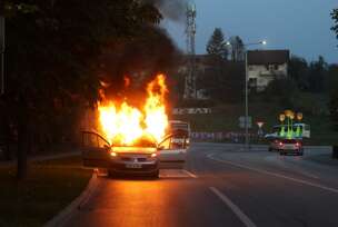 Auto gori, Rosulje, Banjaluka