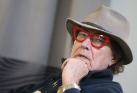 (FOTO)  "Ovim filmom sam kleknuo i tražio oprost u ime svog naroda" U Beogradu predstavljeno filmsko i književno djelo Lordana Zafranovića