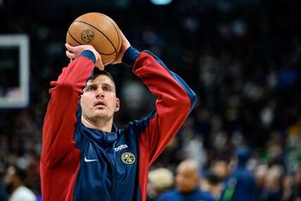 "Nikada nije bilo košarkaša kao što je Jokić" Amerikanci oduševljeni učinkom srpskog košarkaša na početku sezone