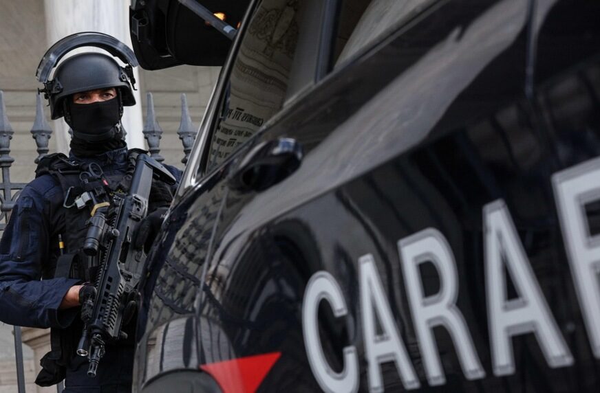 Policija Italije