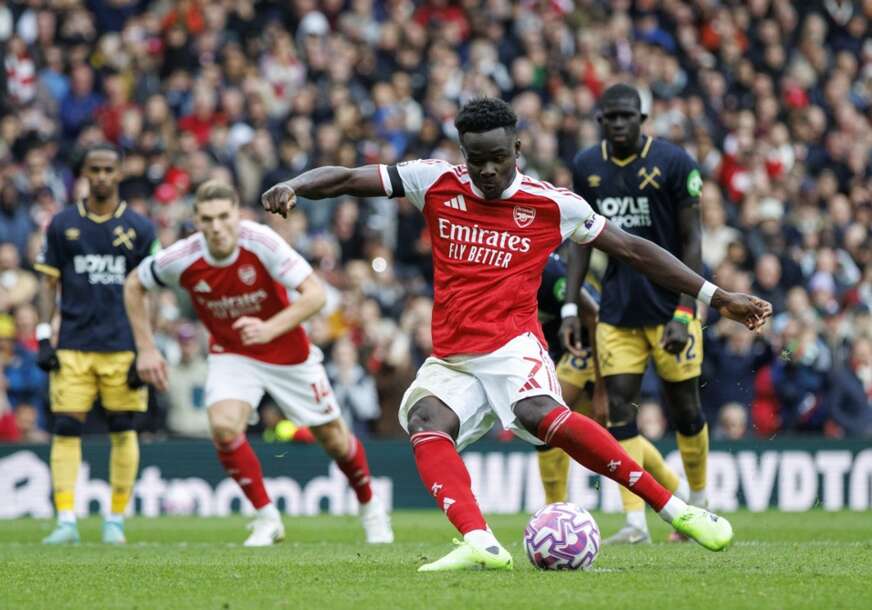 Top je jači od čekića: Arsenalu pripao "londonski derbi", Junajted pobijedio Sanderlend