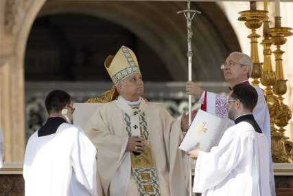 (FOTO) Prvi iz Papue Nove Gvineje: Papa Lav XIV proglasio 7 NOVIH SVETACA, među njima i "ljekar blizak najslabijima"