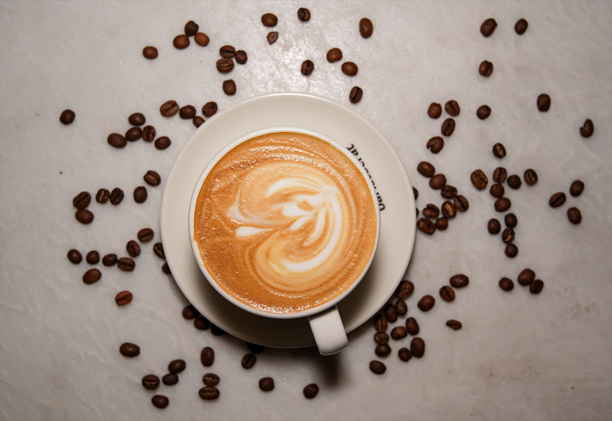 Kafa sa jajima: Neobični spoj u šoljici koji osvaja svijet