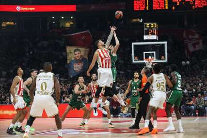 (FOTO) Crveno-bijeli pokosili Litvance: Crvena zvezda savladala Žalgiris u punoj Beogradskoj areni