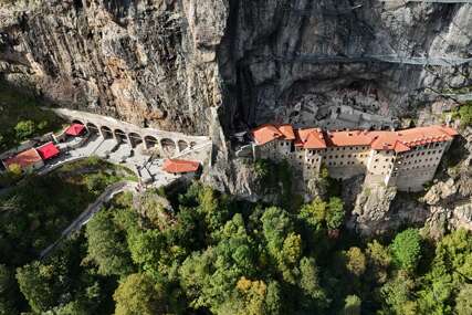 Manastir Sumela