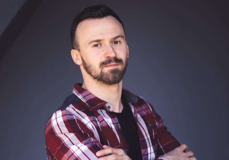 Kako sam za 3 mjeseca došao do prve plate u dolarima: Inspirativni put Alekseja Đurđevića od frilensinga do stručnjaka za digitalni marketing  