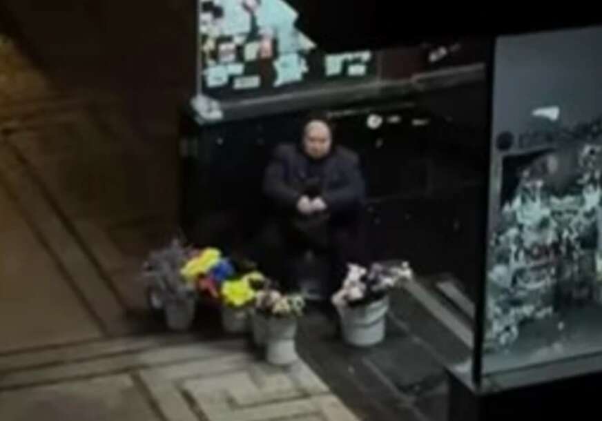 Baka prodaje cvijeće
