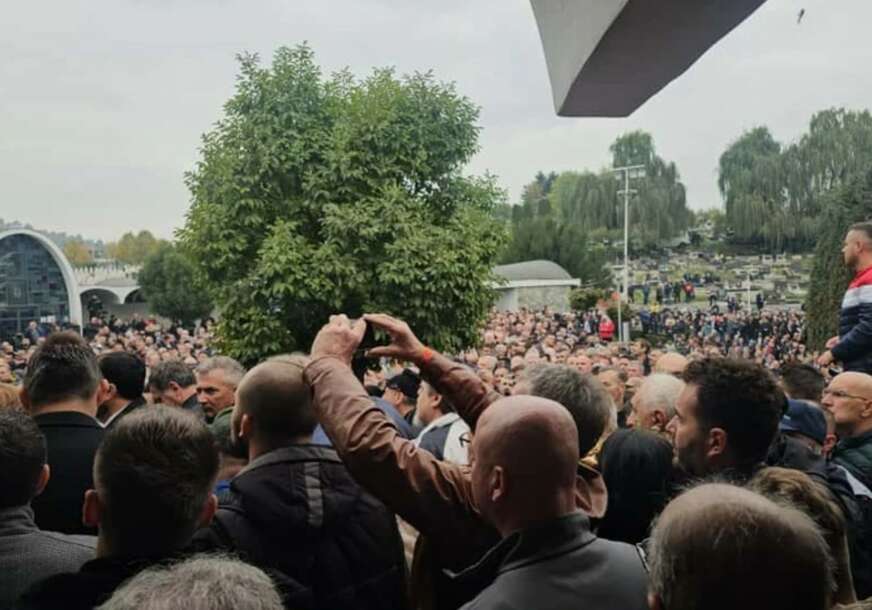 Sahrana Halida Bešlića