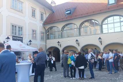 (FOTO) Zelena oaza istorije, umjetnosti i ukusa: Ako vam je dosadilo more – upoznajte Kranj