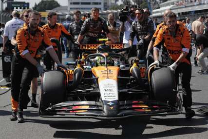 priprema bolida F1 za Landa Norisa