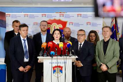 (FOTO, VIDEO) “Izbor je jasan” Trivićeva i Narodni front dali PUNU PODRŠKU kandidaturi Branka Blanuše za predsjednika Srpske