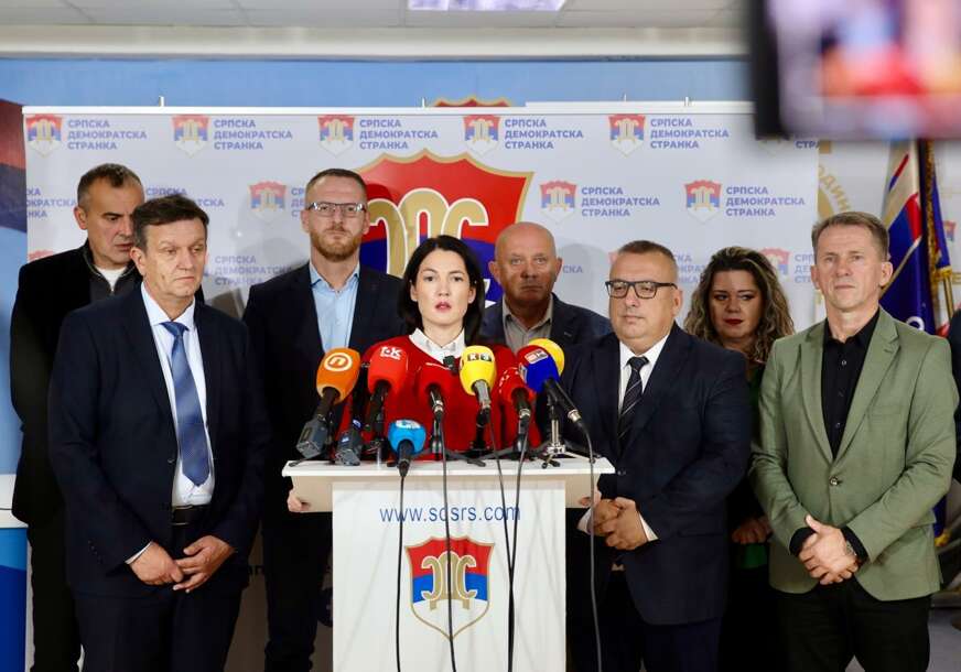 (FOTO, VIDEO) “Izbor je jasan” Trivićeva i Narodni front dali PUNU PODRŠKU kandidaturi Branka Blanuše za predsjednika Srpske