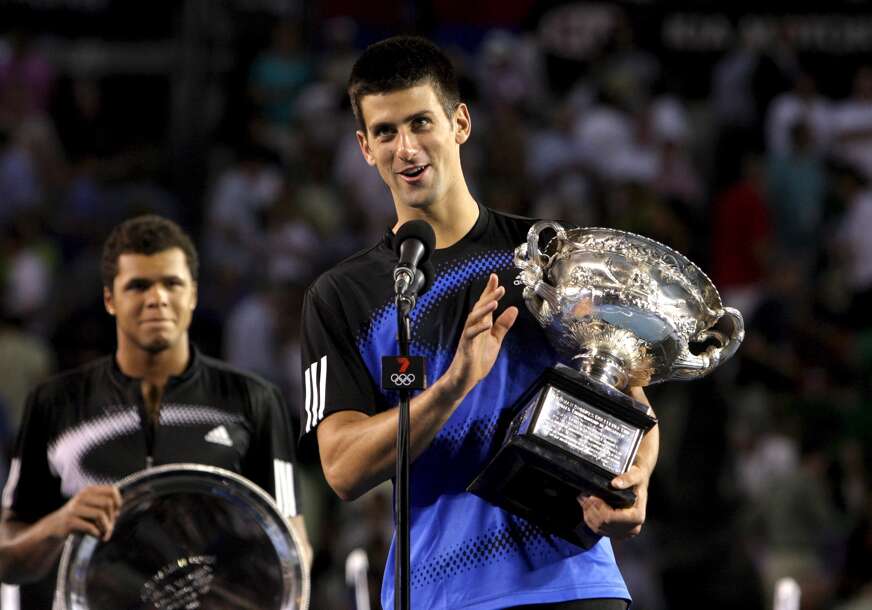 Novak Đoković nakon pobjede na Australijen Openu 2008.