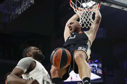 detalj sa košarkaškog meča Real - Asvel