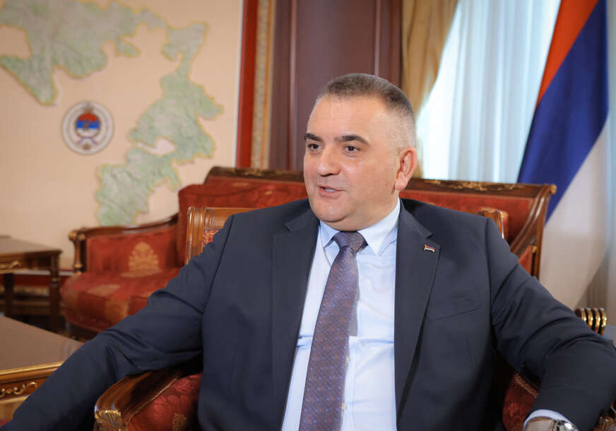 HIT DANA Savo Minić