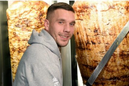 "Nije istina da fudbaleri uvijek žele da spavaju u luksuznom hotelu sa pet zvjezdica" Lukas Podolski razvio OZBILJAN BIZNIS, postao kralj kebaba