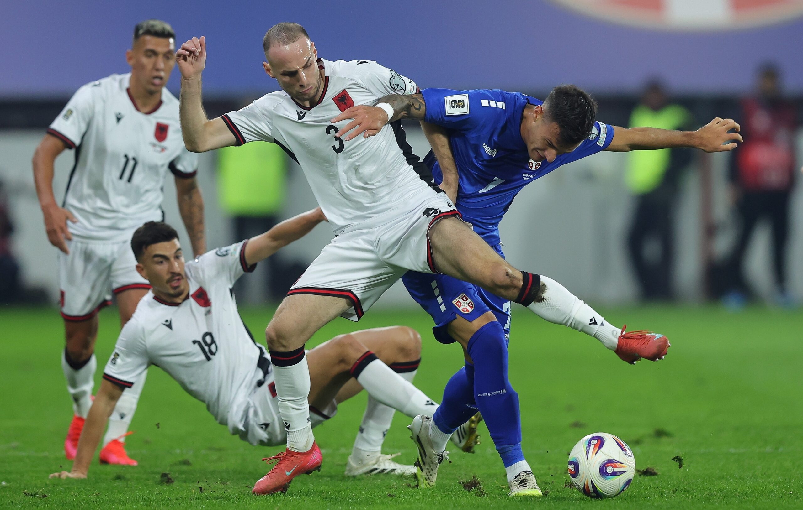 FIFA izrekla visoku novčanu kaznu Srbiji