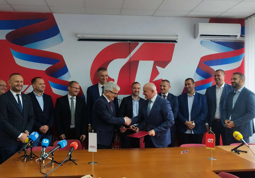 (FOTO) Potpisali sporazum o saradnji: DEMOS i SP izlaze zajedno na izbore 2026. godine