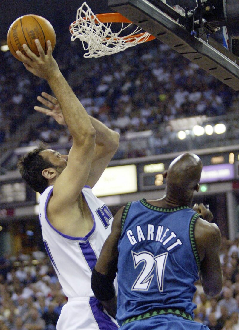 Vlade Divac