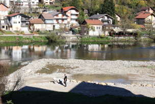 Vrbas šetalište betonizacija, izgradnja