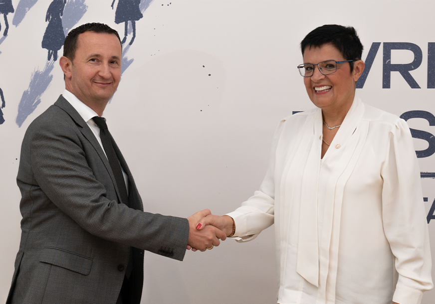 FOTO: USTUPLJENA FOTOGRAFIJA