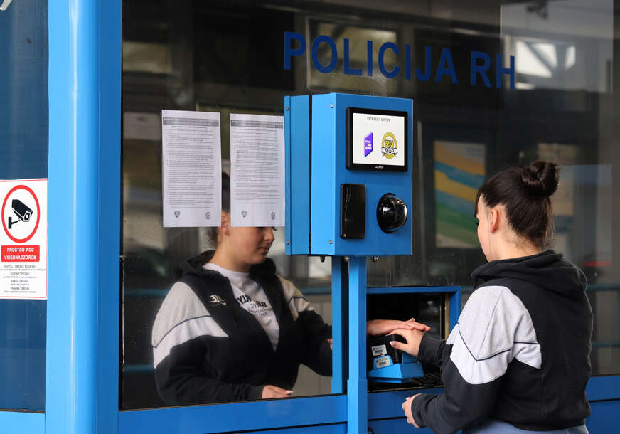 granični prelaz gradiška , novi sistem ees prelaska granice 